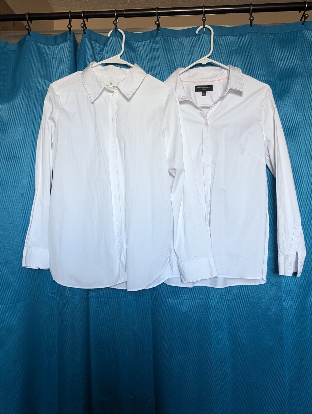 LOT of 2 Banana Republic White Button Down Shirts Sz L 14 Tailored & 100% Cotton